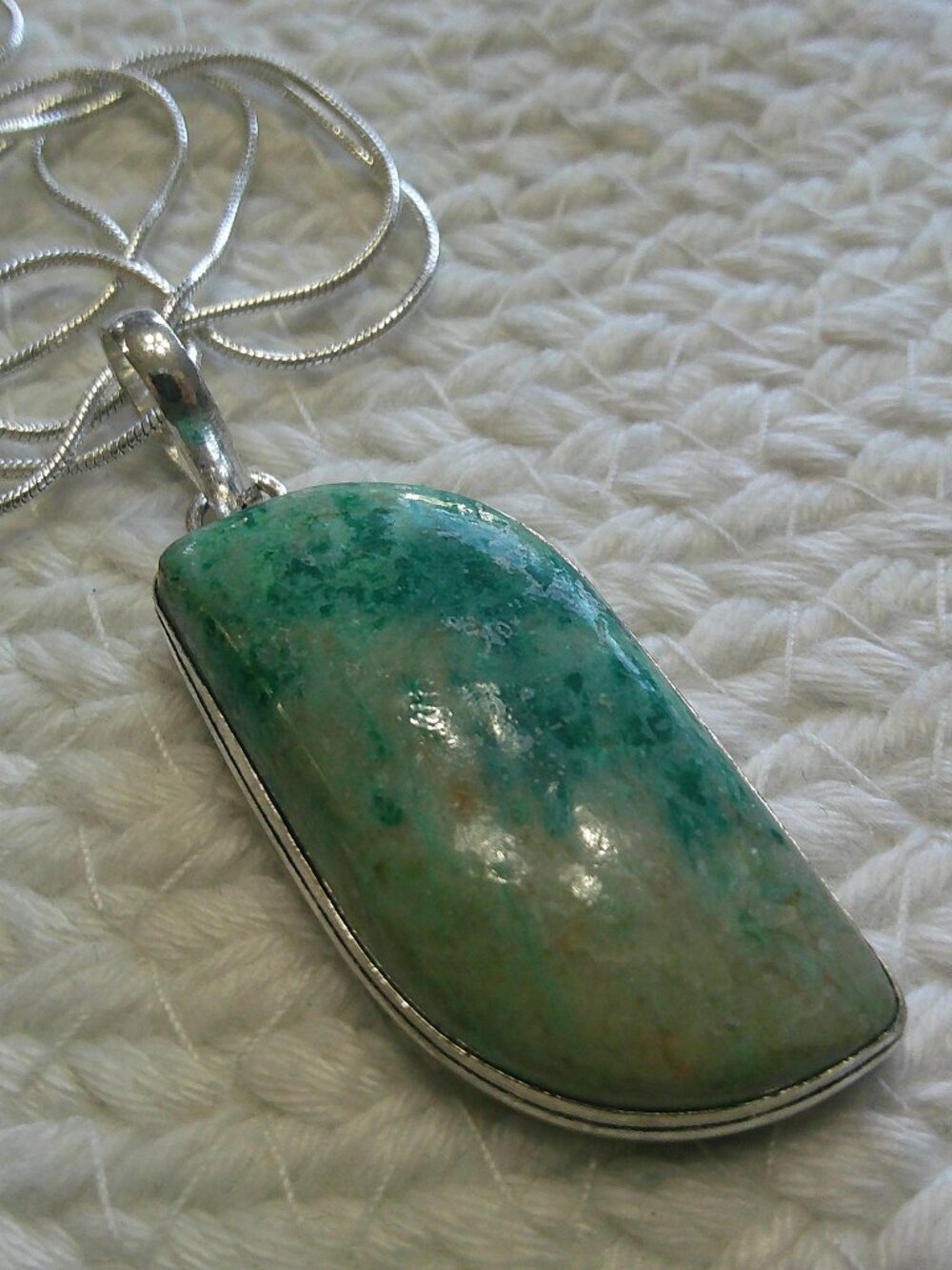 Gorgeous PERUVIAN TURQUOISE Handmade Sterling 925 Pendant/Chain #394F